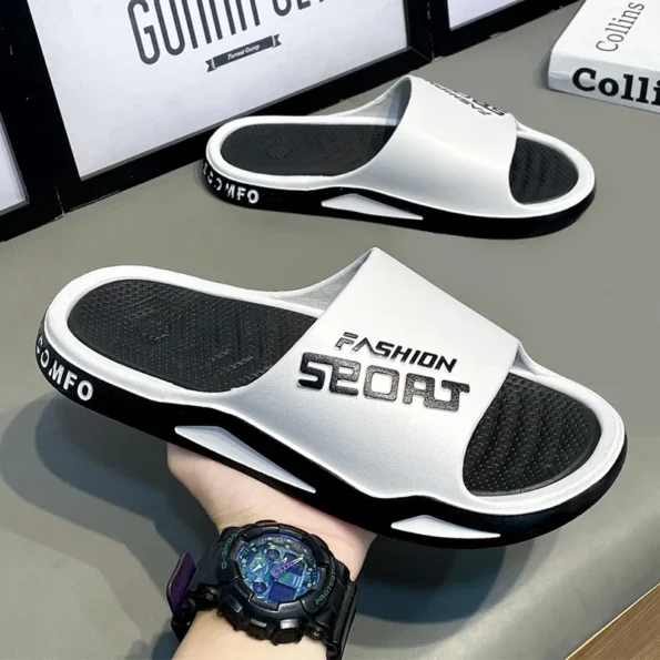 Anti-slip PVC Durable Slipper Outdoor Beach Flip Flops Fashion & Sports Summer Slippers for Men Anti-slip Man Slippers