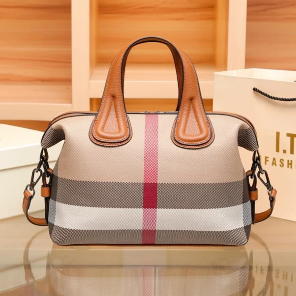 Lady Boston Handbags Luxury Fashion Plaid Canvas Women Messenger Shoulder Bags Brand Designer Portable Crossbody Bag Purses Boston Fashion Backpacks